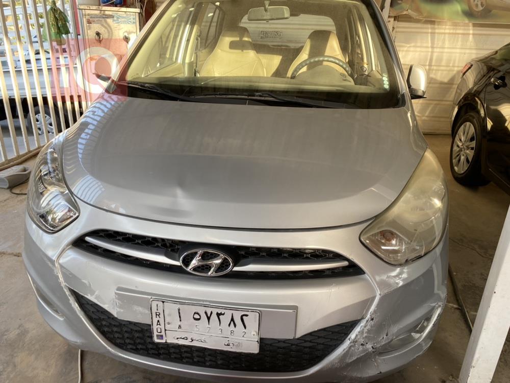 هیوندای i10
